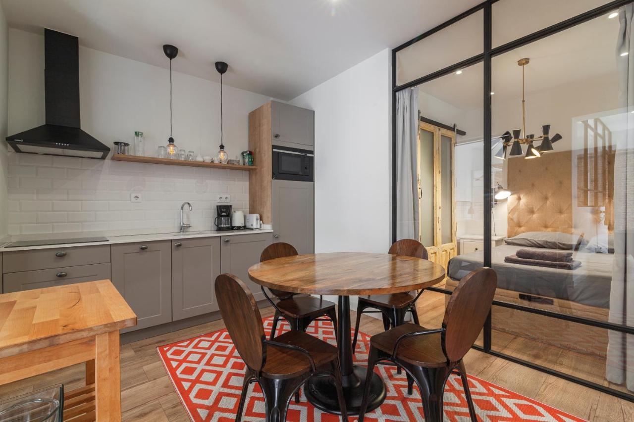 The Barn Apartment Madrid Bagian luar foto