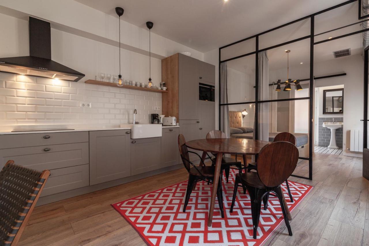 The Barn Apartment Madrid Bagian luar foto