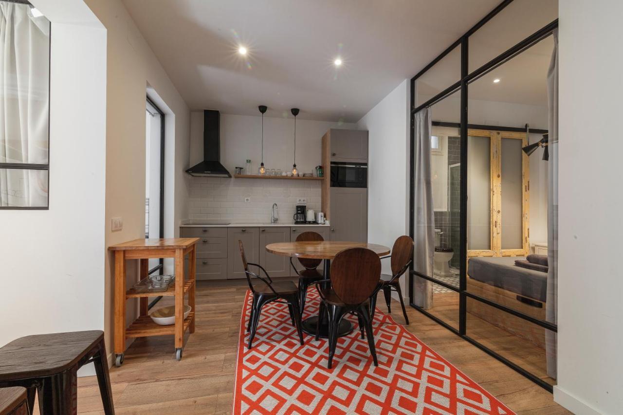 The Barn Apartment Madrid Bagian luar foto