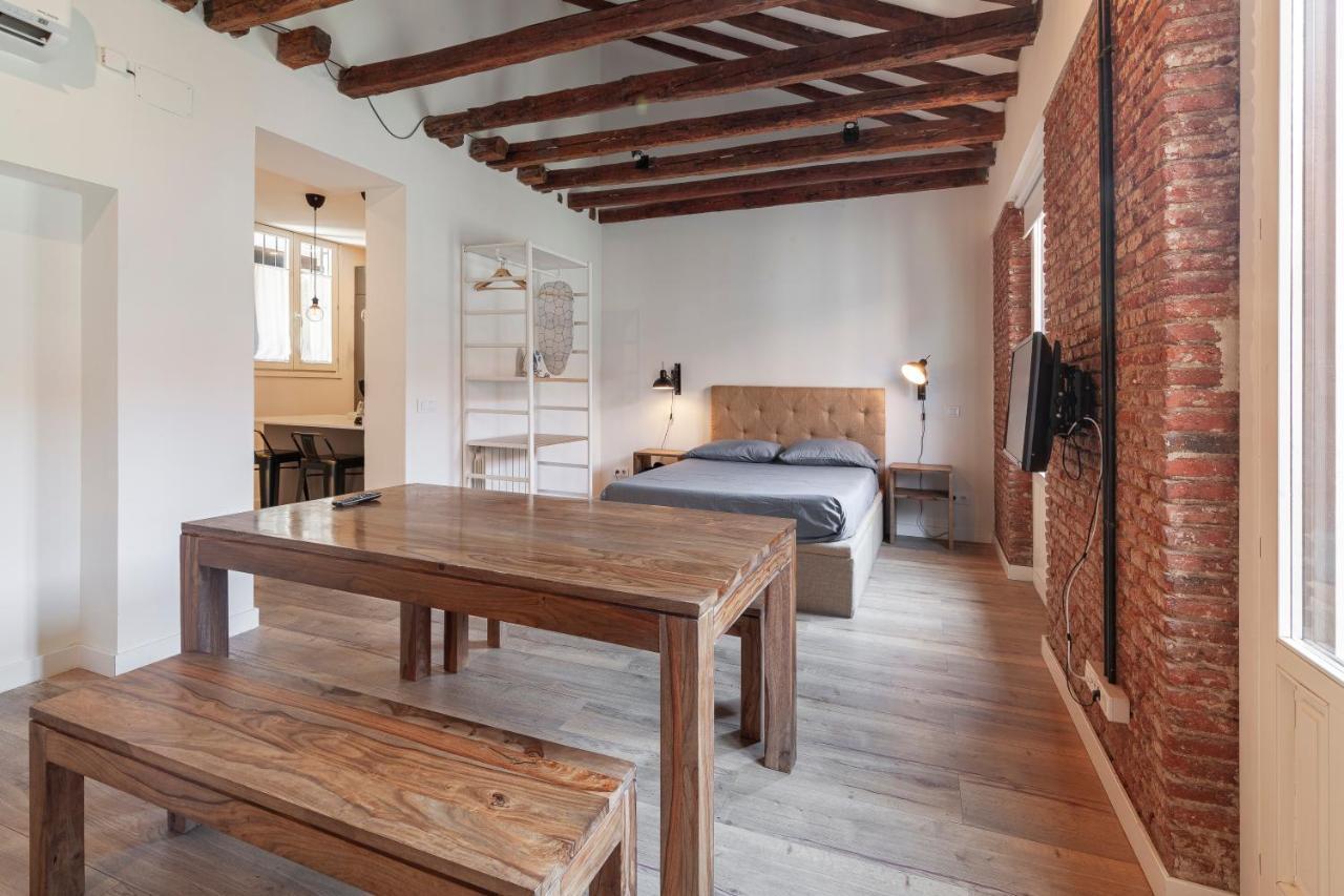 The Barn Apartment Madrid Bagian luar foto