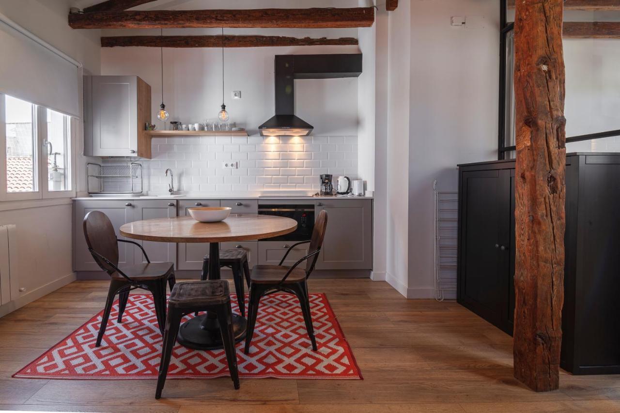 The Barn Apartment Madrid Bagian luar foto