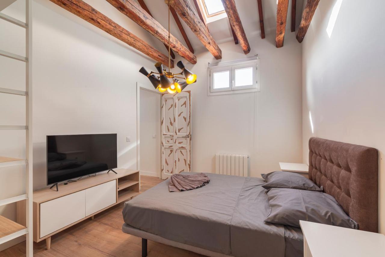 The Barn Apartment Madrid Bagian luar foto