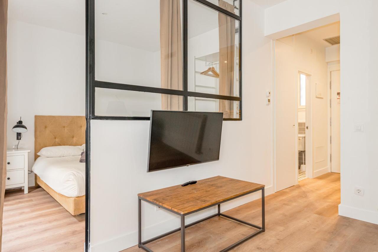 The Barn Apartment Madrid Bagian luar foto