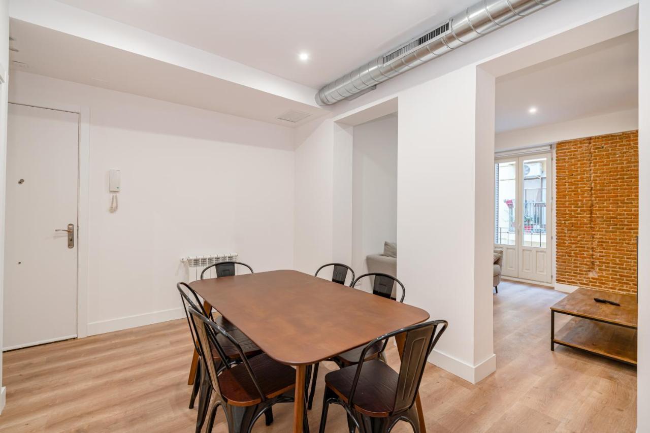 The Barn Apartment Madrid Bagian luar foto