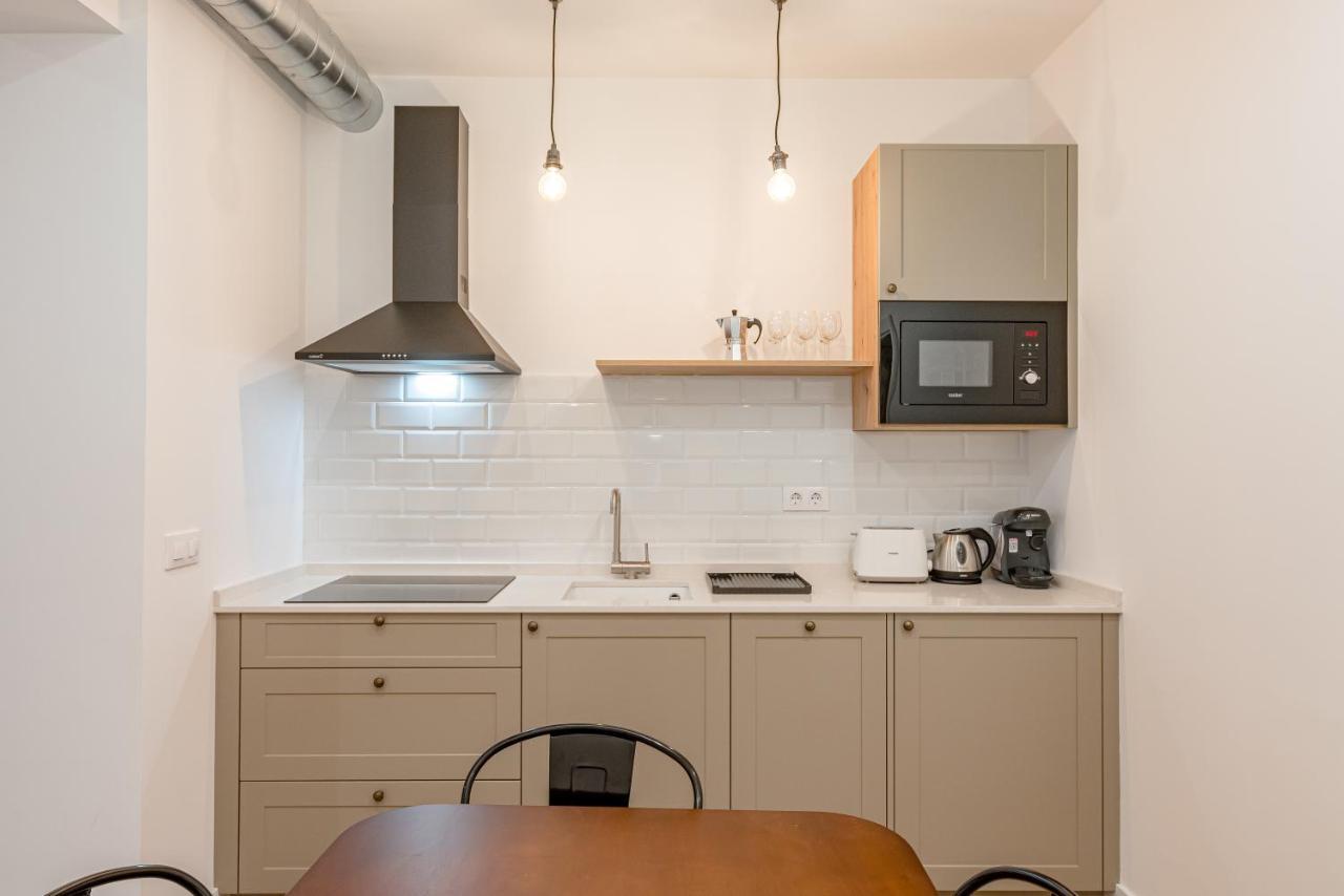 The Barn Apartment Madrid Bagian luar foto